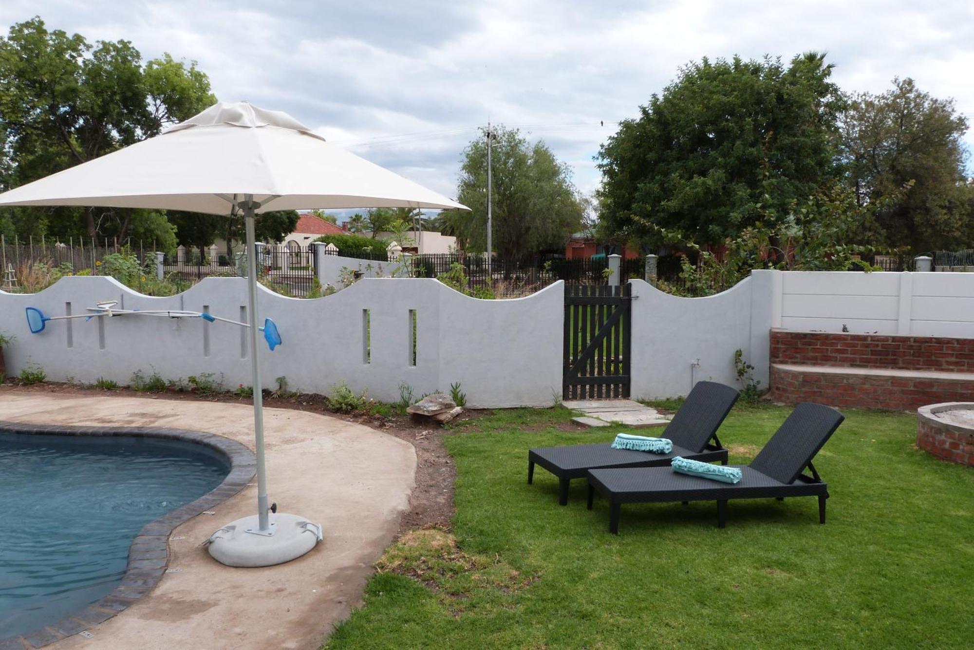 Apartament Hannah'S Haven Studio Deluxe - No Loadshedding Beaufort West Zewnętrze zdjęcie